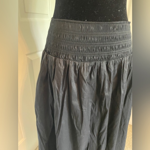 NWT Black Chico's Poplin Smocked Skirt -  Size 1 (8/10-M) - Picture 6 of 9